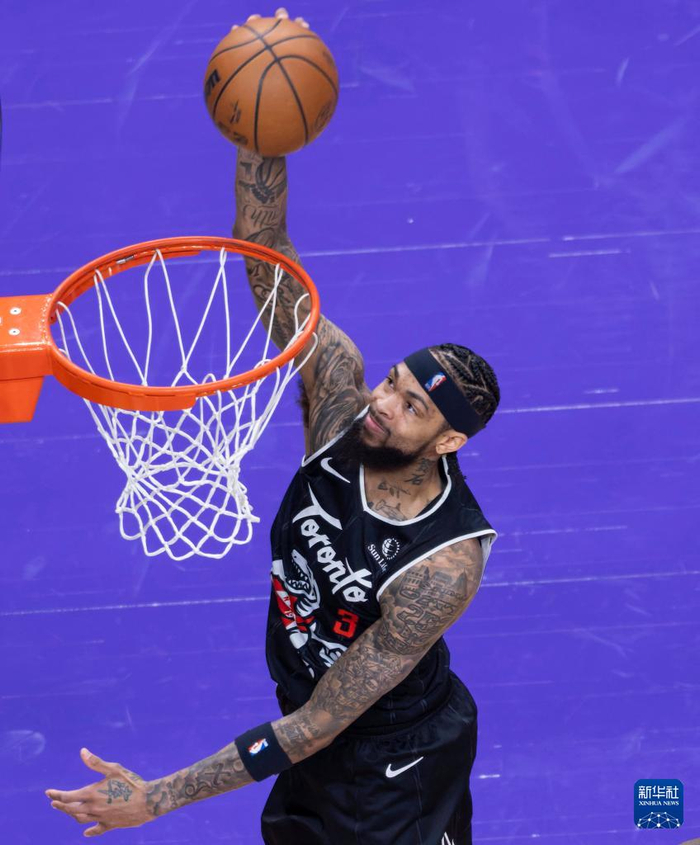 九游PC版-这也行？多伦多猛龙围绕NBA总决赛篮板制胜赛后马德里竞技更衣室发声，国际米兰手感冰凉备战英超的简单介绍